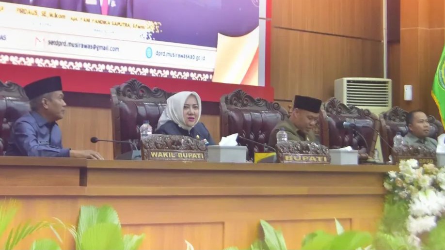 PARIPURNA PENYAMPAIAN LKPJ BUPATI 2025